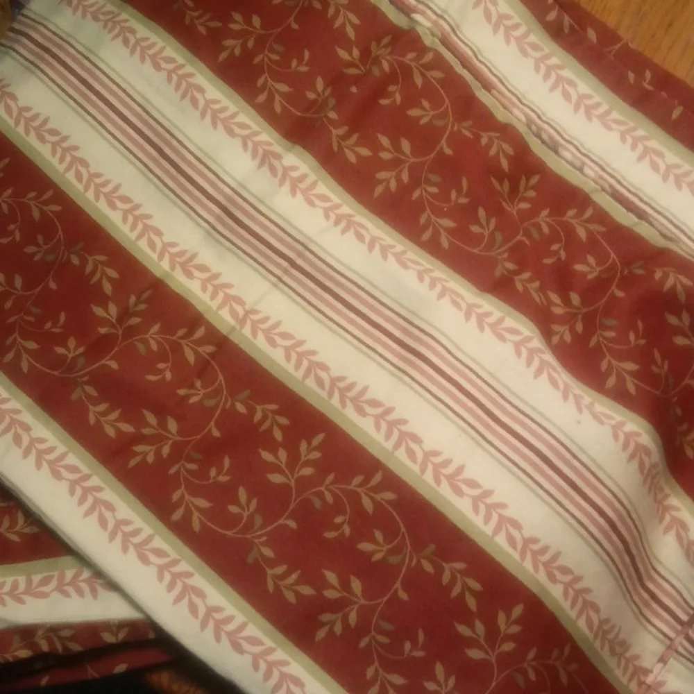 Pillow shams set of 2- 25in sq.